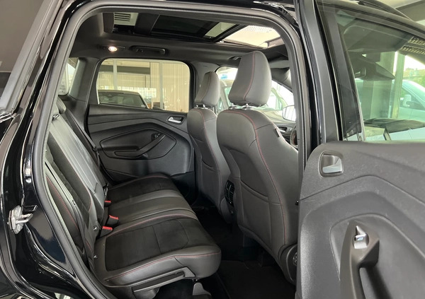 Ford Kuga cena 97900 przebieg: 75000, rok produkcji 2019 z Tychy małe 596
